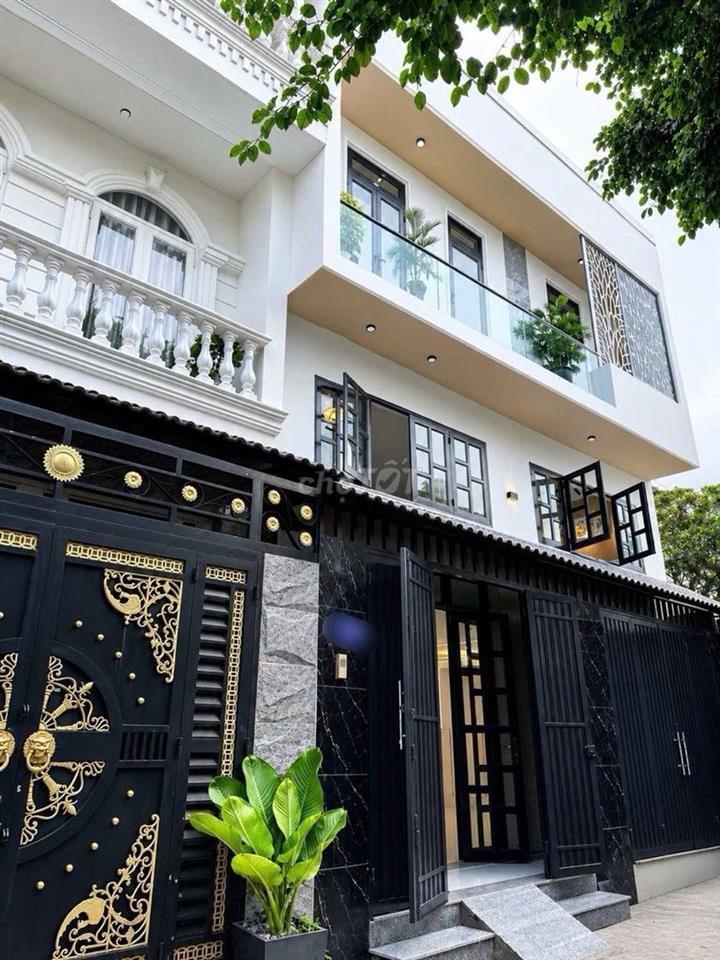 Nhà 3 Tầng Hẻm xe hơi Ngay Mã lò