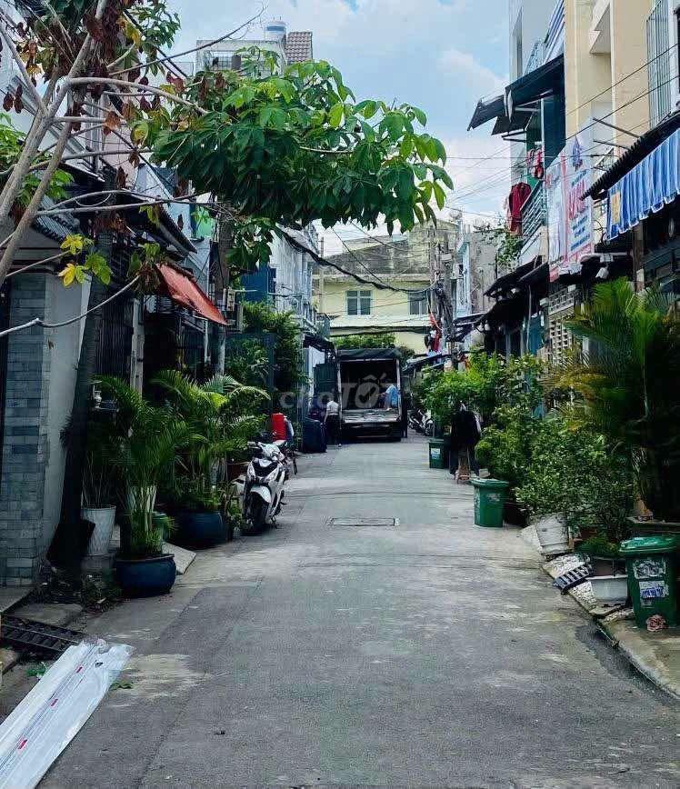 CHỦ KẸT BANK GẤP BÁN-90m2-3 tầng hoàn công,hẻm nhựa 5m-5ty7 tl mạnh