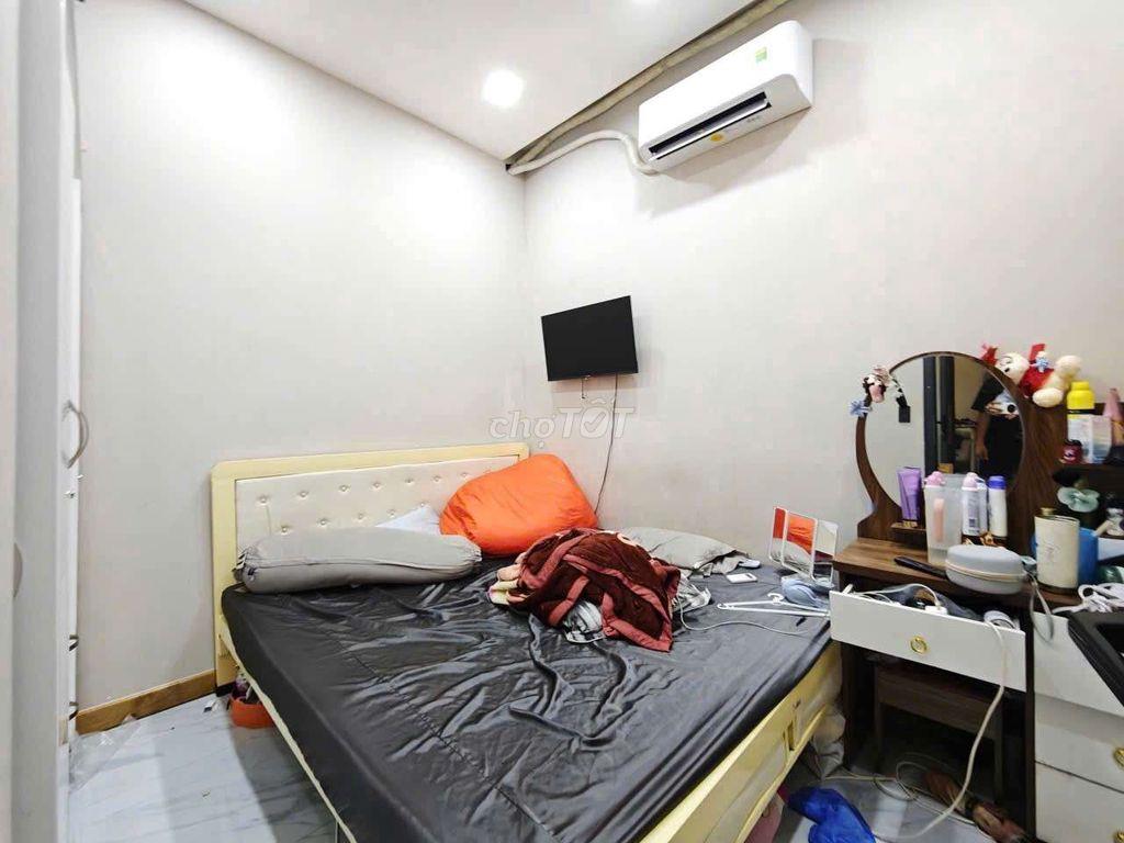 NHÀ NGON NGAY CHỢ BỐN XÃ-HL2-44m2-3 phòng ngủ-hxh 5m,KO LG,KO QHgiá TL