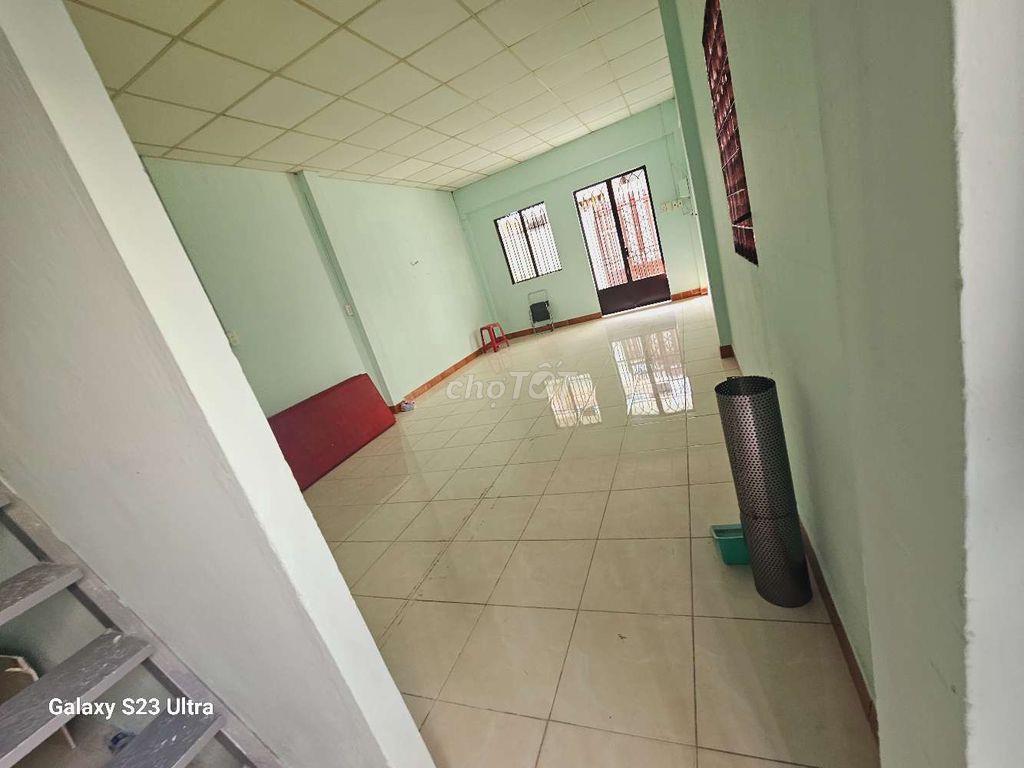 Nhà hẻm xe tải cách aeon 300m