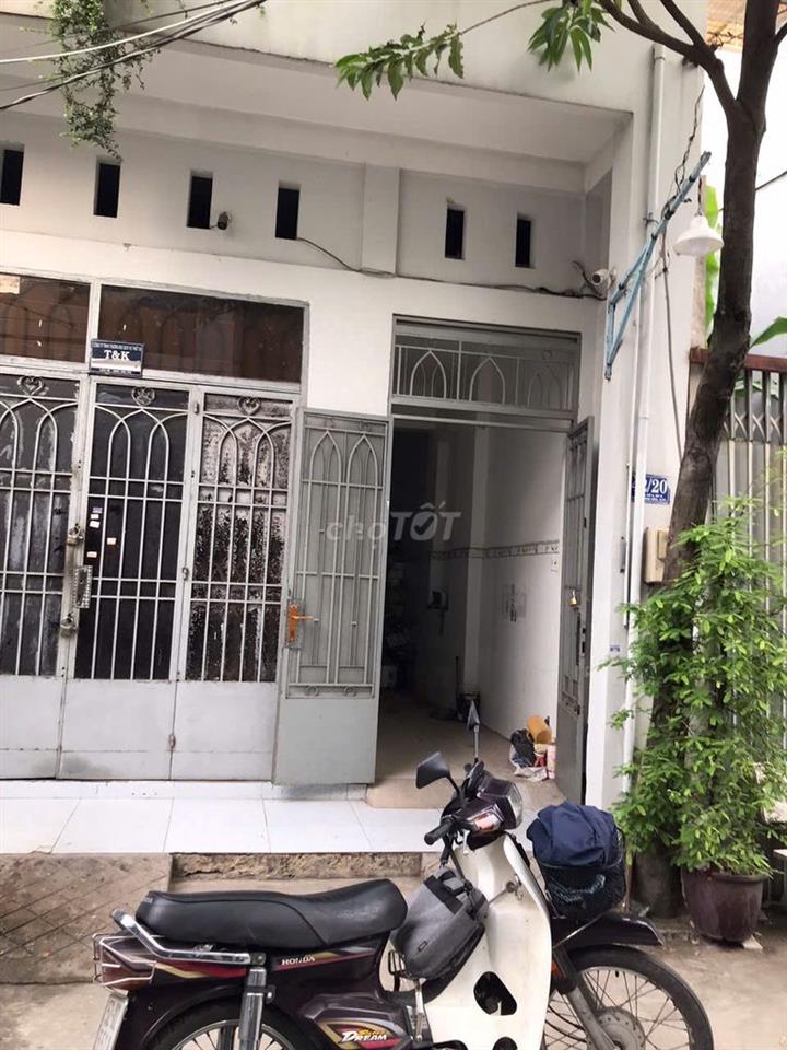 Bán nhà mặt tiền