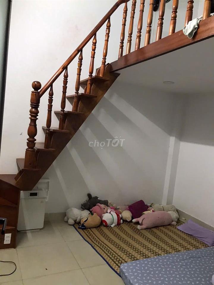 Bán nhà mặt tiền