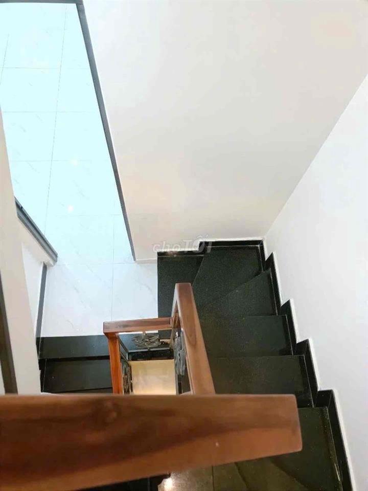 BÁN gấp nhà mặt tiền Đường Bình Tân, 20m2, 3,5TỶ, 3 tầng đẹp