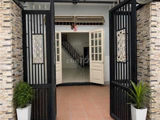 Nhà 60m2 cách Tên Lửa 200m, sơn sửa nhẹ, vào ở ngay, 2 tàng, 2 pn