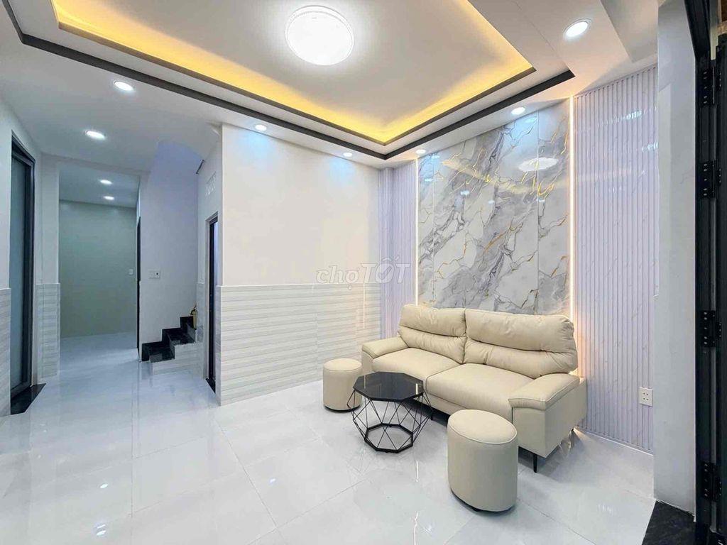 Nhà mới cải tạo 2 Tầng Hẻm 5m , 46m2, Nhỉnh 4 TỶ TL, Ngã Tư Bốn Xã