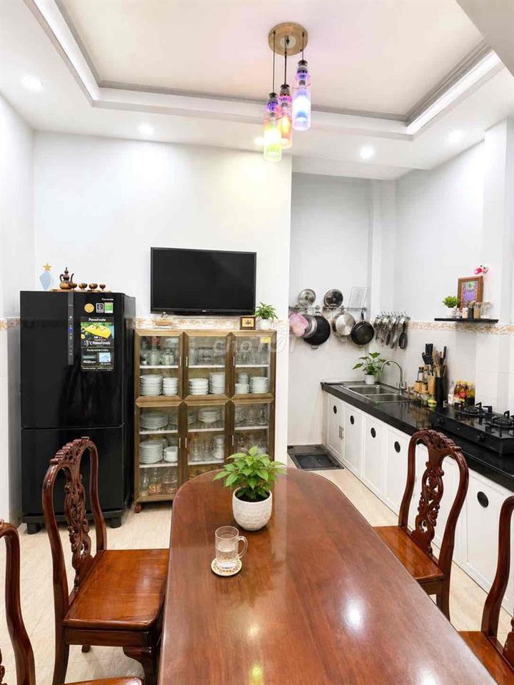 Nhà 49,5m2, gần Mầm Non Nguyệt Quế - Lê Văn Qu Ko lộ giới