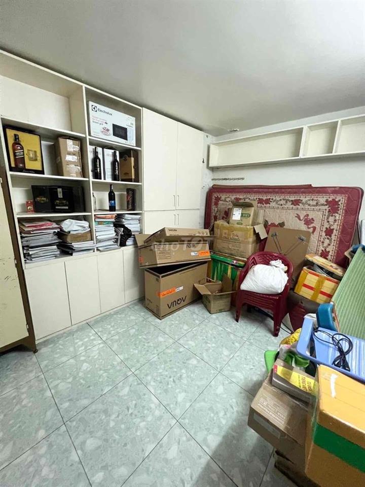55m2, 2,5 tầng tiện sơn lại ở được, chiến lược hẻm 4m, Chủ nhiệt bán