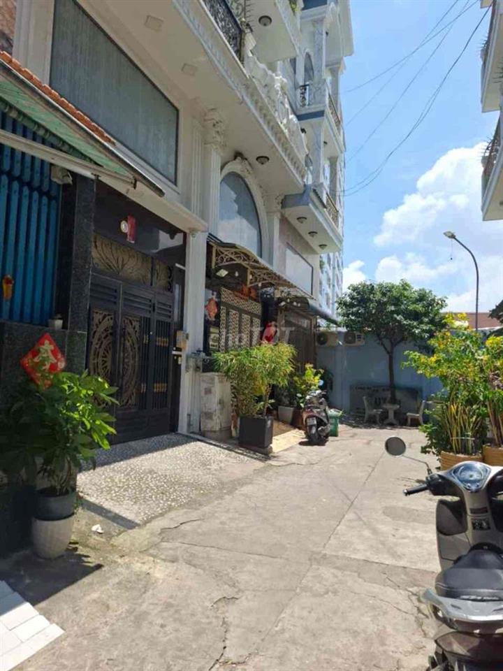 Nhà đẹp 32m2, 3 TỶ 4 , 2 Tầng, 2 Pn, gần Ngã Tư Bốn Xã, hẻm đẹp 4m