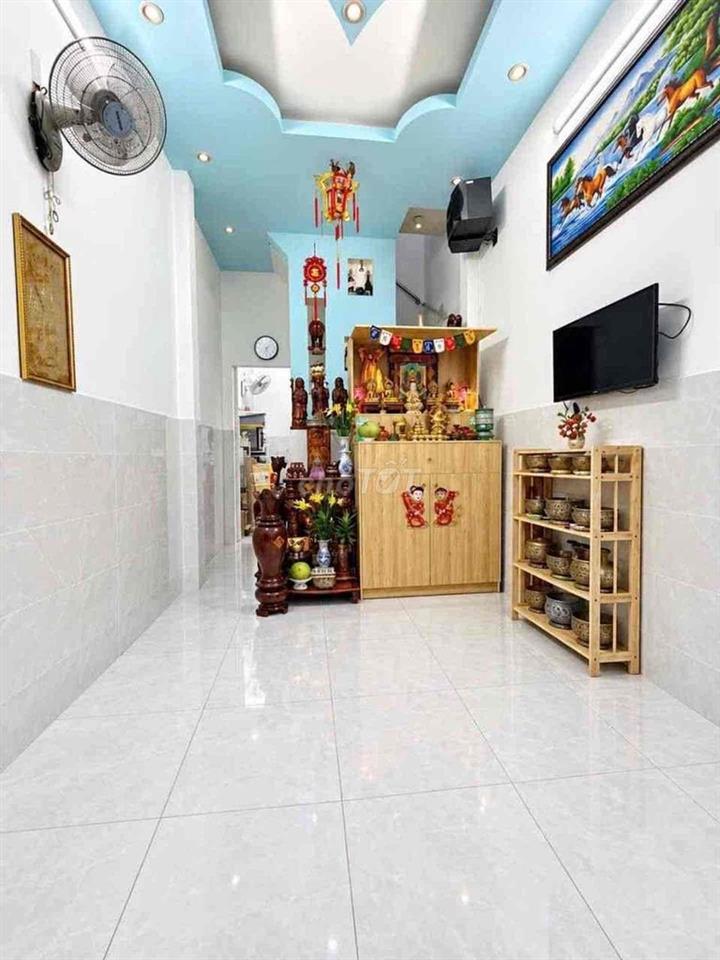 Nhà đẹp 32m2, 3 TỶ 4 , 2 Tầng, 2 Pn, gần Ngã Tư Bốn Xã, hẻm đẹp 4m