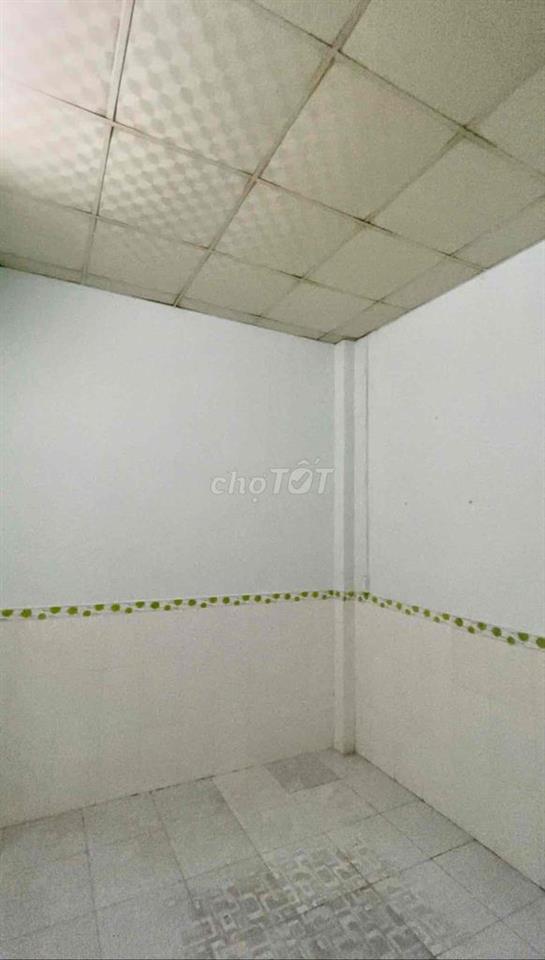 Nhà đẹp 32m2, 3 TỶ 4 , 2 Tầng, 2 Pn, gần Ngã Tư Bốn Xã, hẻm đẹp 4m