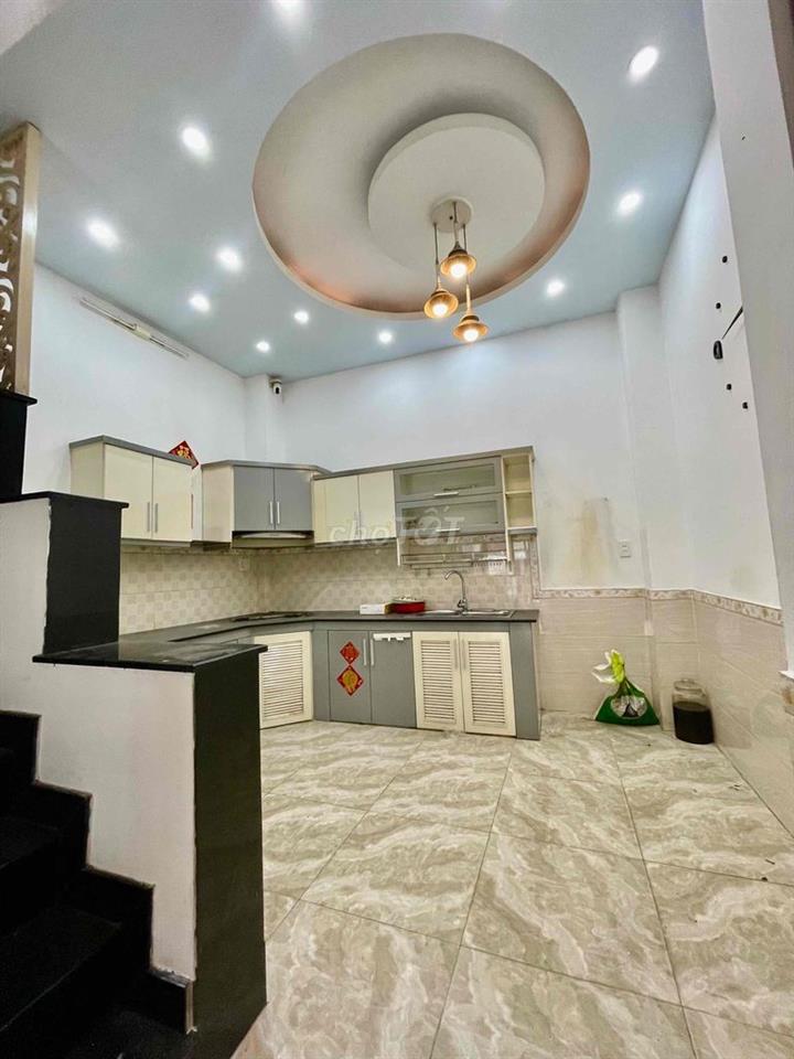 44m2, 4 tầng 4 Pn có ST, giáp Tân Hoà Đông, gần Chợ Bình Trị Đông,