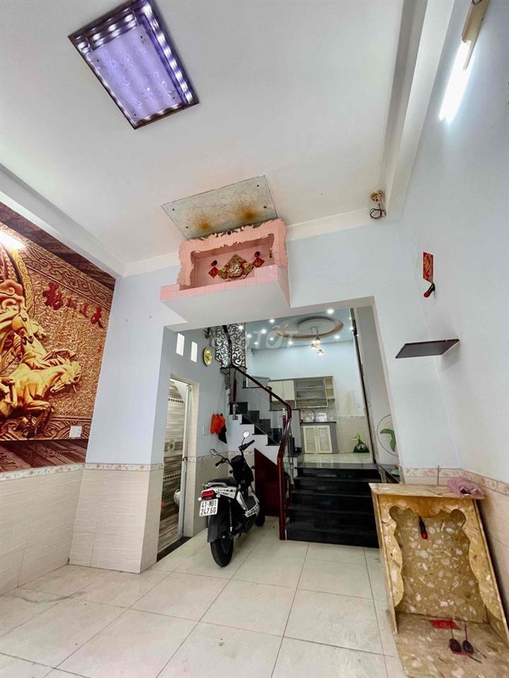 44m2, 4 tầng 4 Pn có ST, giáp Tân Hoà Đông, gần Chợ Bình Trị Đông,