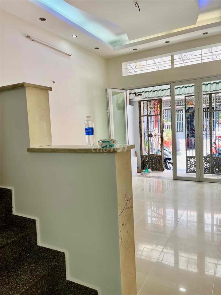 52m2, 3 tầng, 2PN, có Sân Thượng, Lê Văn Quới hẻm 4m3 oto thông 6m