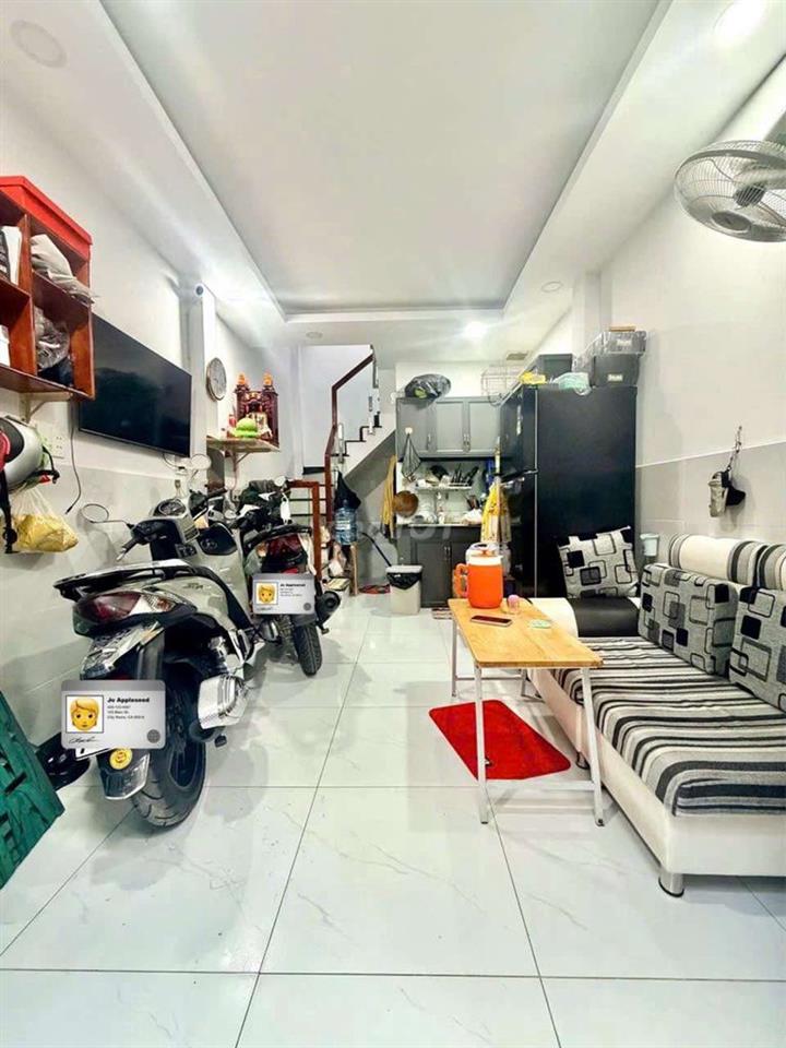 Bán nhà Bình Tân 1 trệt 2 lầu gần chợ Gò Xoài