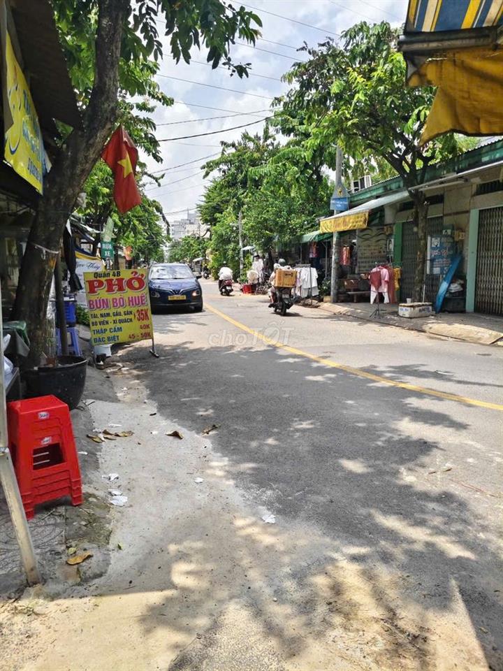 Chủ nhiệt tình bán nhanh nhà Phố BTCT
