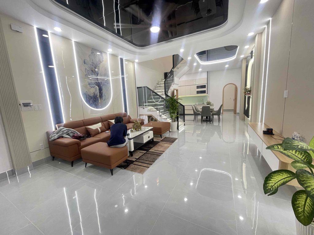 🏡 NHÀ MỚI ĐẸP – DỌN VÀO Ở NGAY – HẺM XE HƠI THÔNG – NGÃ TƯ BỐN XÃ🏡