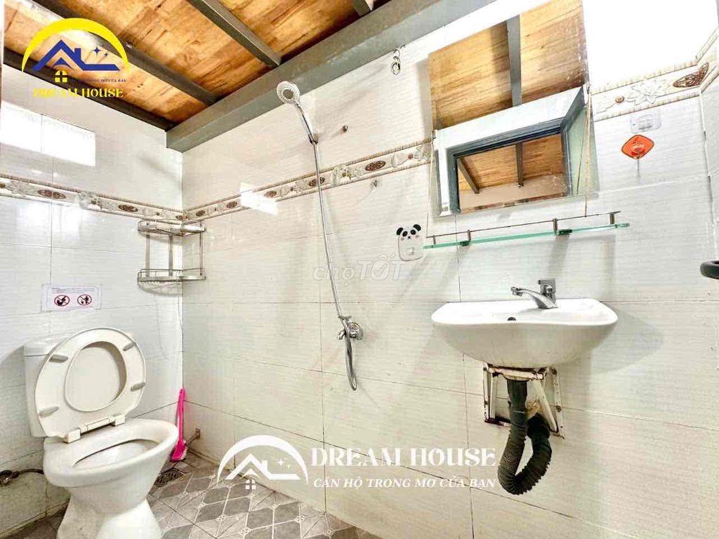 PHÒNG TRỌ DUPLEX MỚI XÂY - NGAY NGÃ TƯ BỐN XÃ