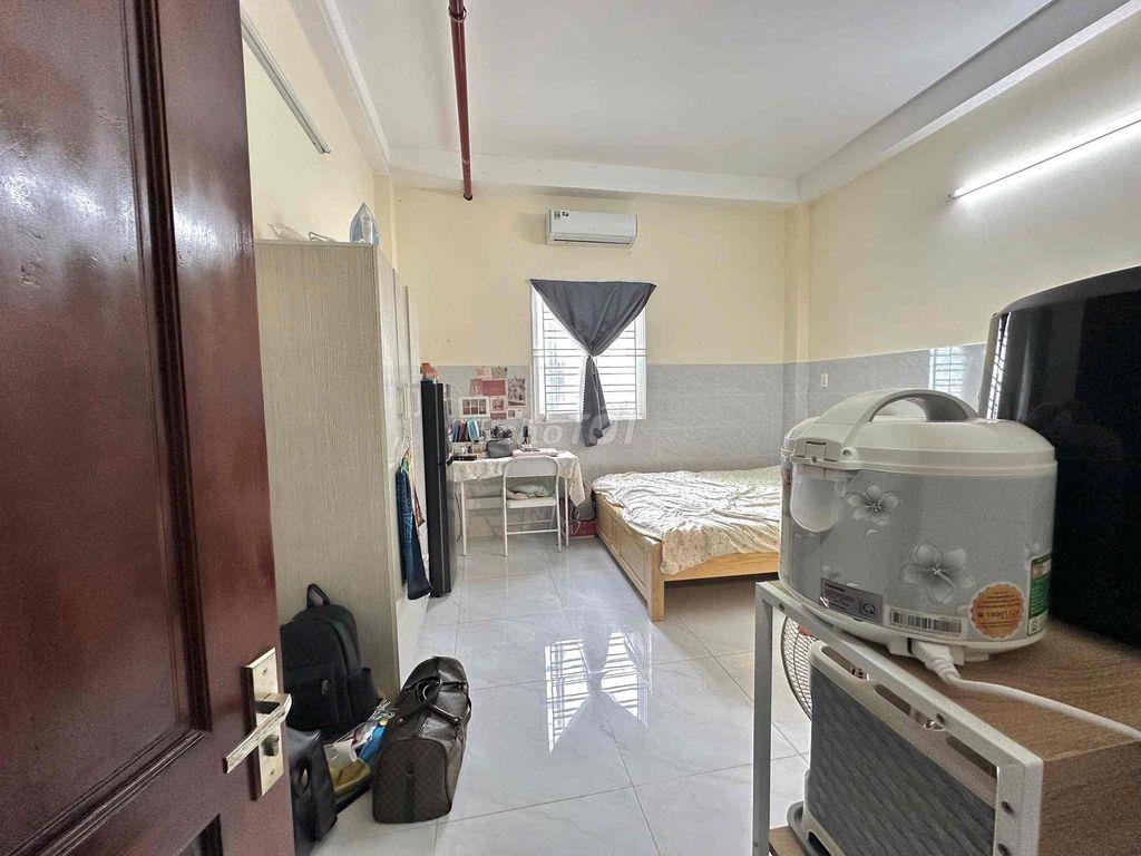CĂN HỘ CỬA SỔ TRỜI FULL NỘI THẤT GẦN CHỢ TÂN HƯƠNG