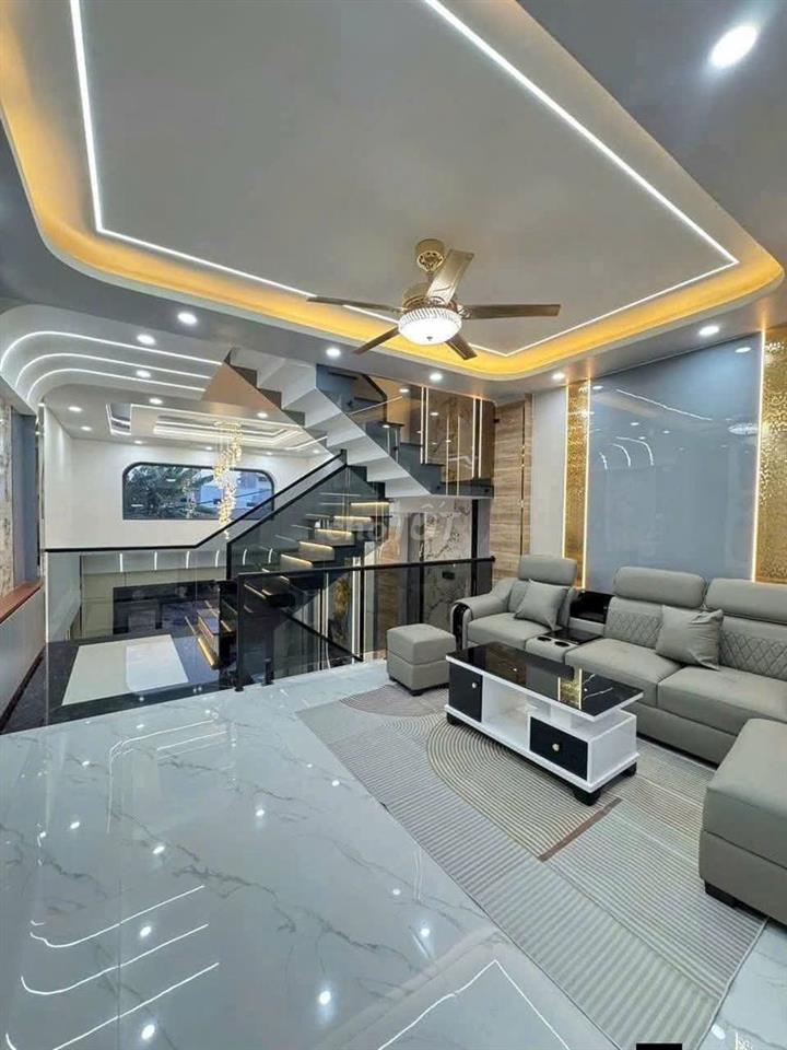 Nhà Cách Nguyễn Thị Tú 200m, Phường Bình Hưng Hoà B, Quận Bình Tân,SHR