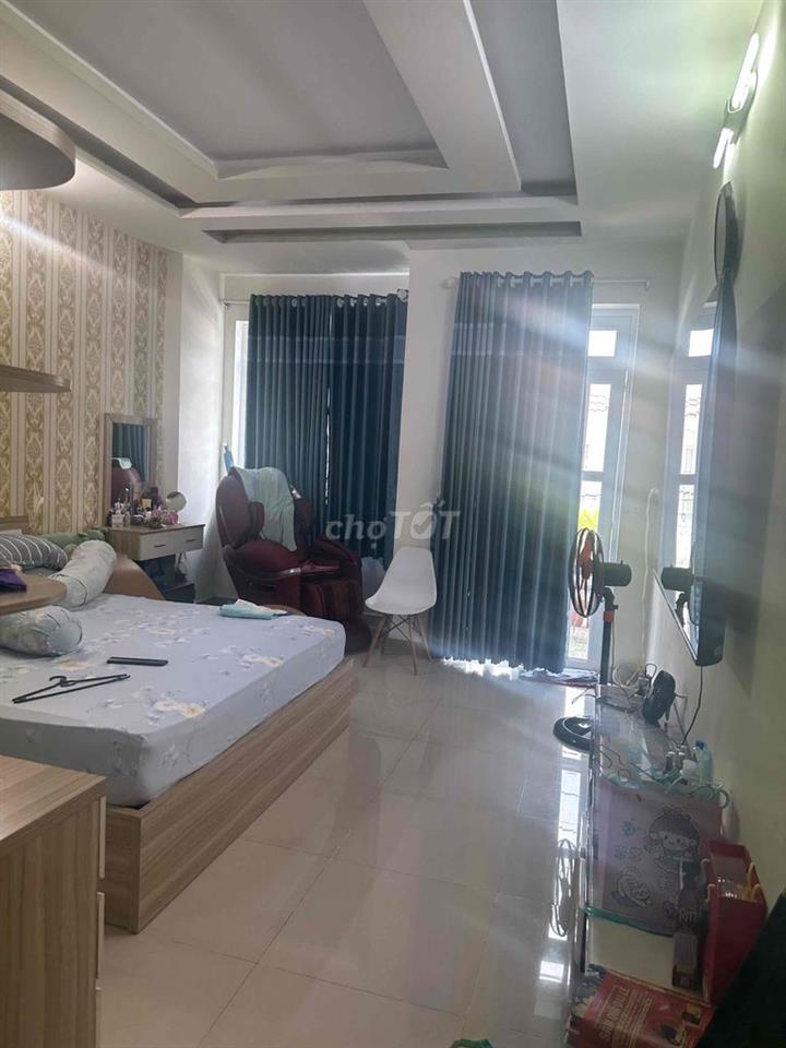 Gia đình tôi cần bán nhà
