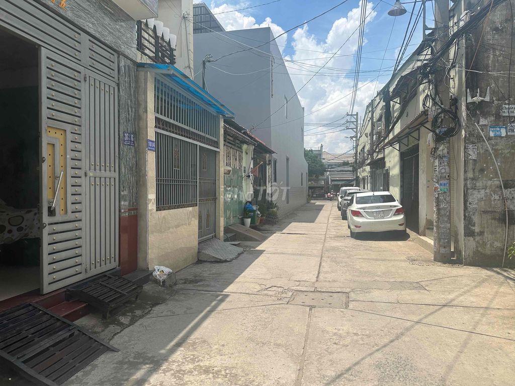 Gia đình tôi cần bán nhà