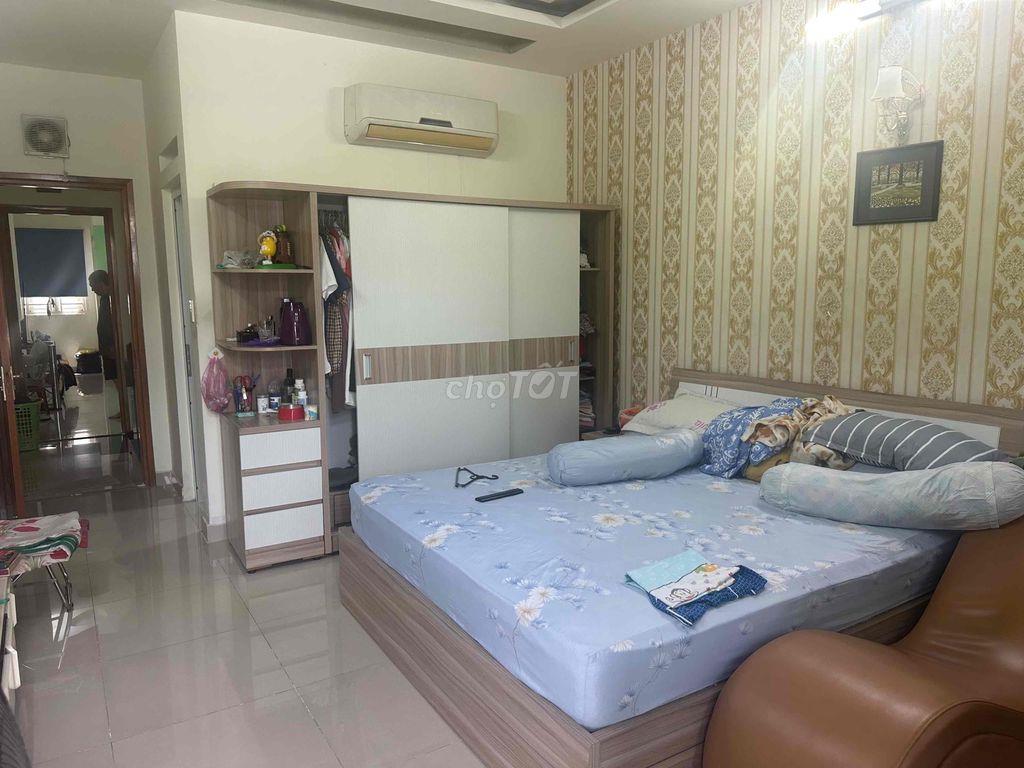 Gia đình tôi cần bán nhà số 161/6 bình tri đông . quận bình tân