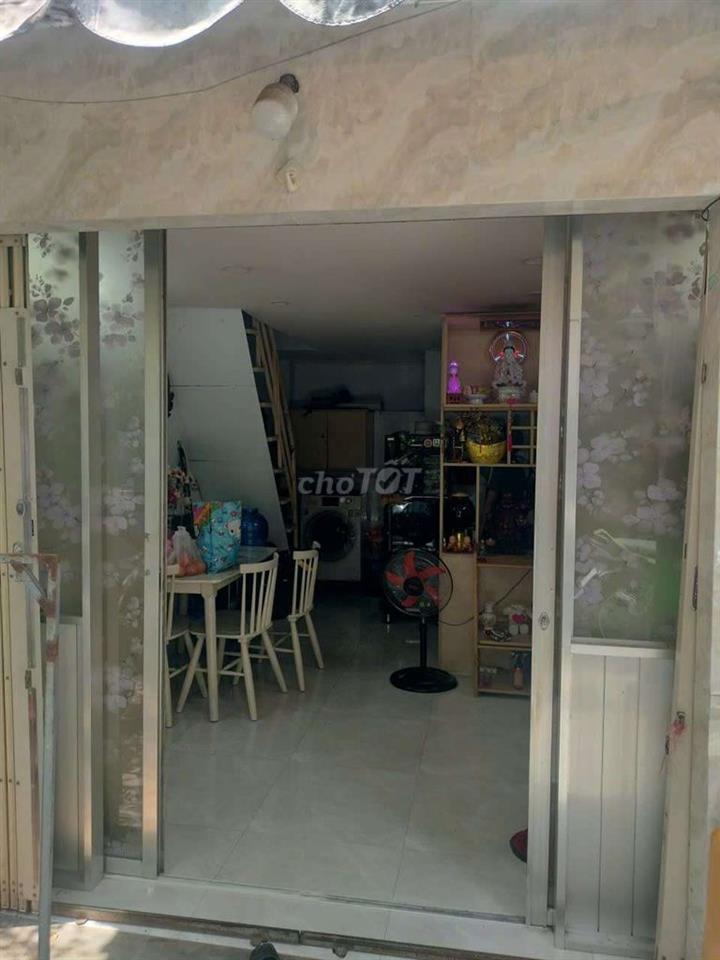 nhà cần bán 