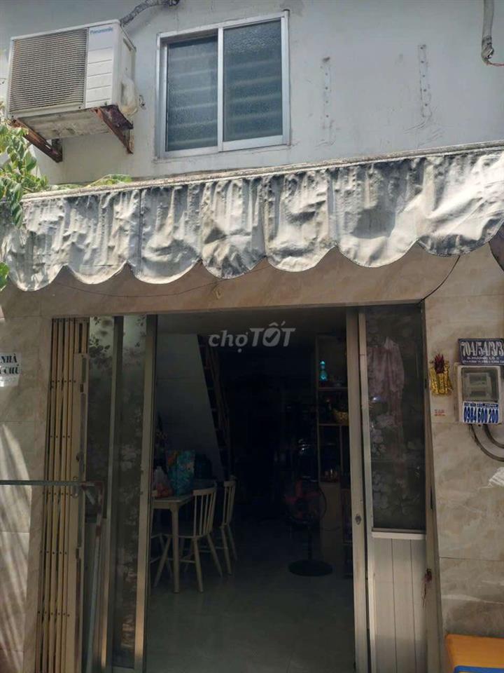 nhà cần bán 