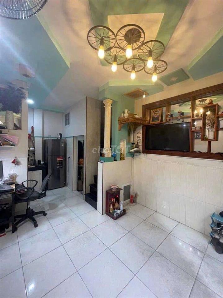 BÁN NHÀ GẦN ETOWN - SÂN BAY - AEON TÂN PHÚ 2PN-3WC