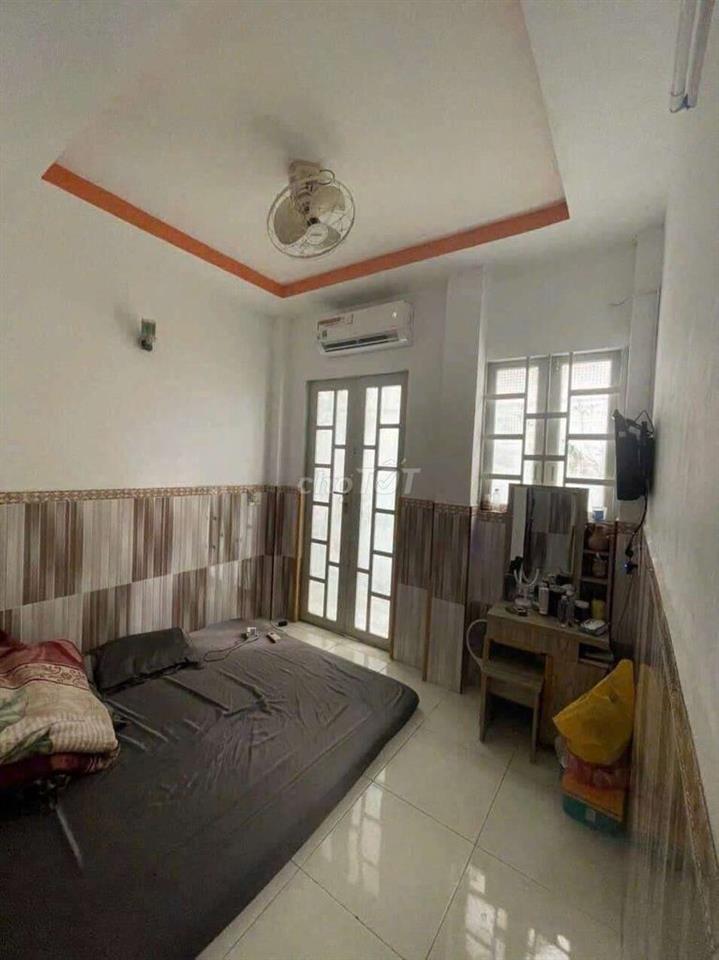 BÁN NHÀ GẦN ETOWN - SÂN BAY - AEON TÂN PHÚ 2PN-3WC