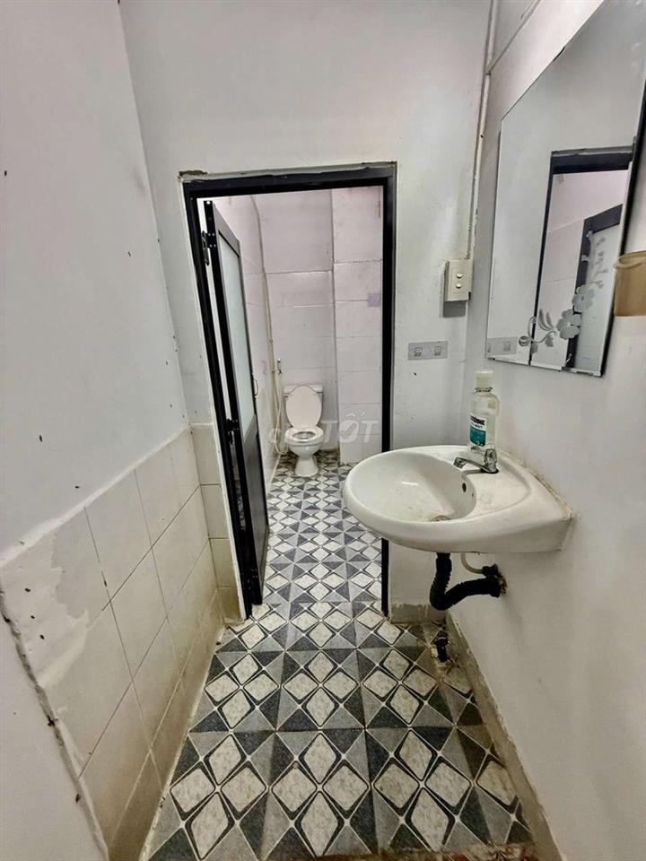 5*15M - 3 TẦNG 3PN-3WC MẶT TIỀN LÊ SÁT GẦN AEON TÂN PHÚ 