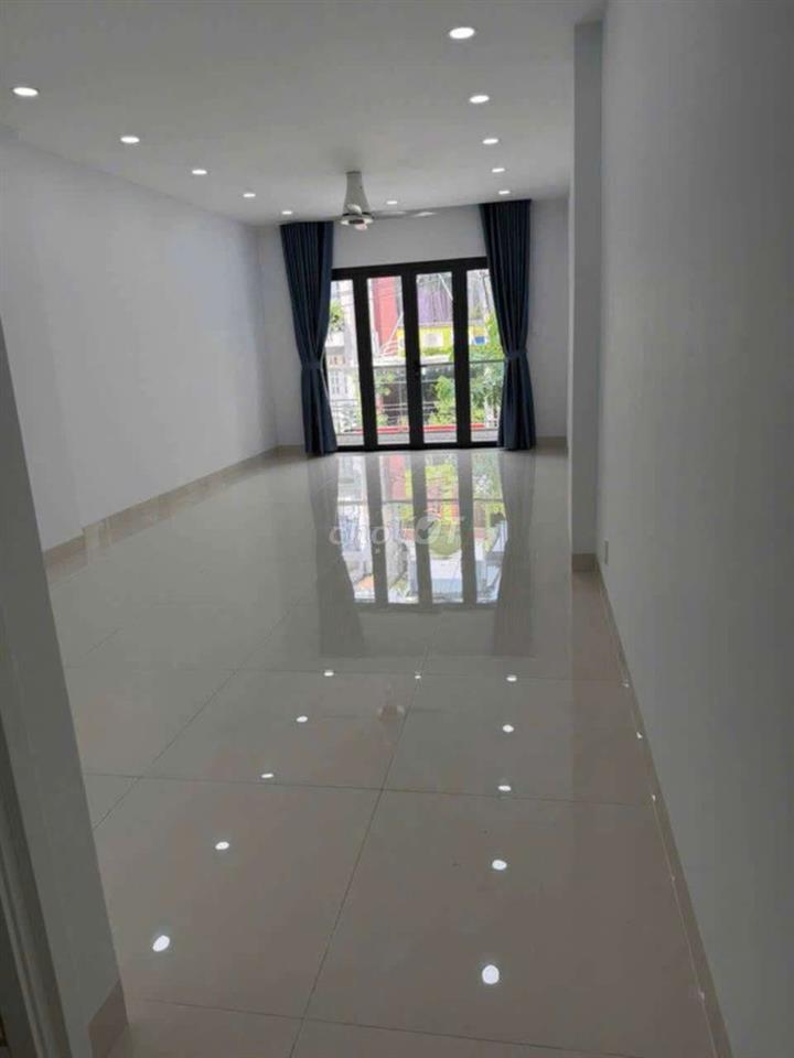 MẶT TIỀN TÂN QUÝ GẦN AEON - 4 TẦNG 4 SÀN SUỐT