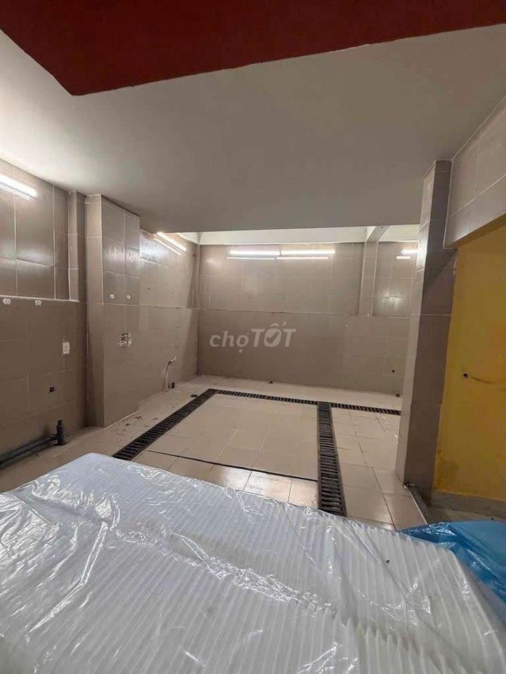 MẶT TIỀN ĐỘC LẬP - KINH DOANH ĐA NGÀNH NGHỀ