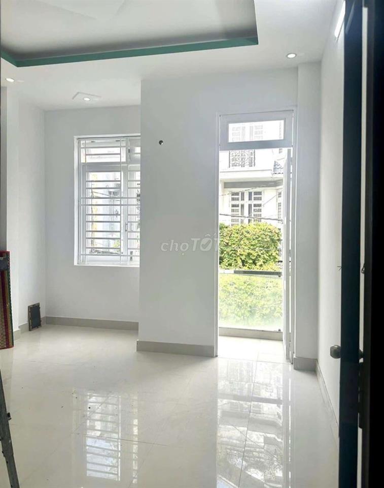 HẺM XE TẢI - 5PN-3WC VƯỜN LÀI - P. PHÚ THỌ HOÀ