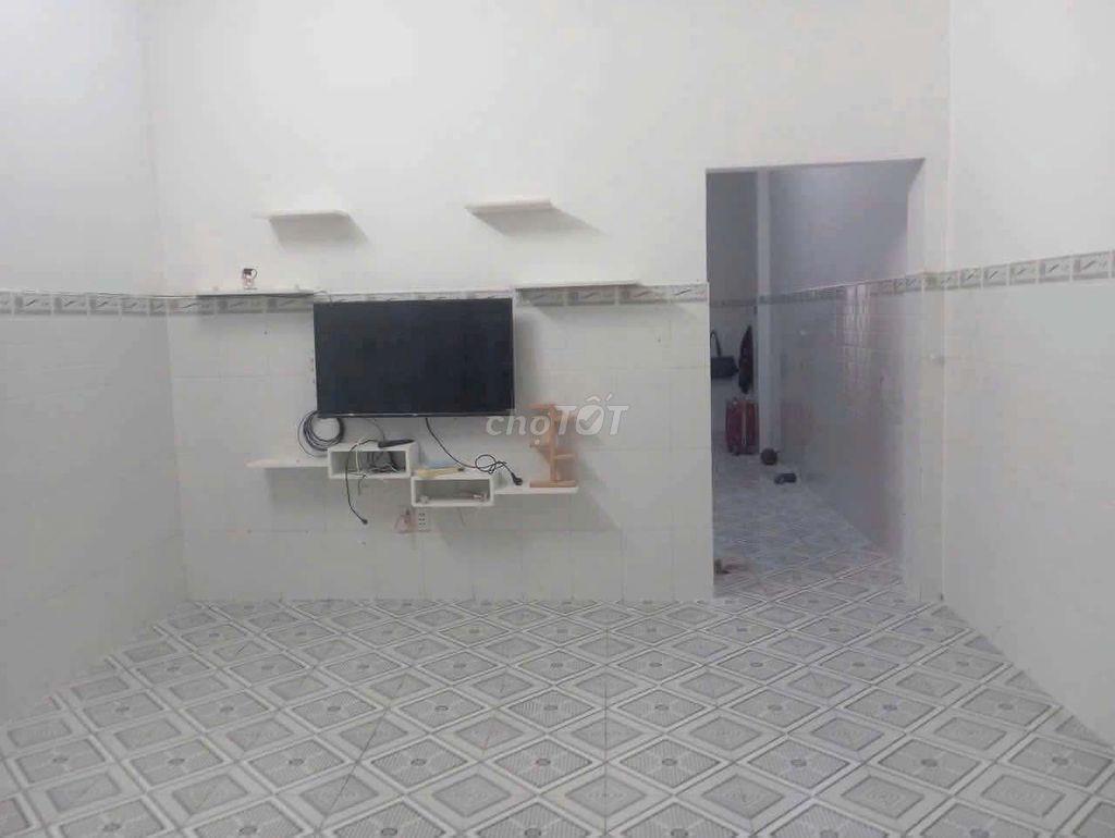 NHÀ KẾ BÊN TRƯỜNG ĐẶNG TRẦN CÔN - THPT TÂN BÌNH 2 TẦNG 2PN-2WC 