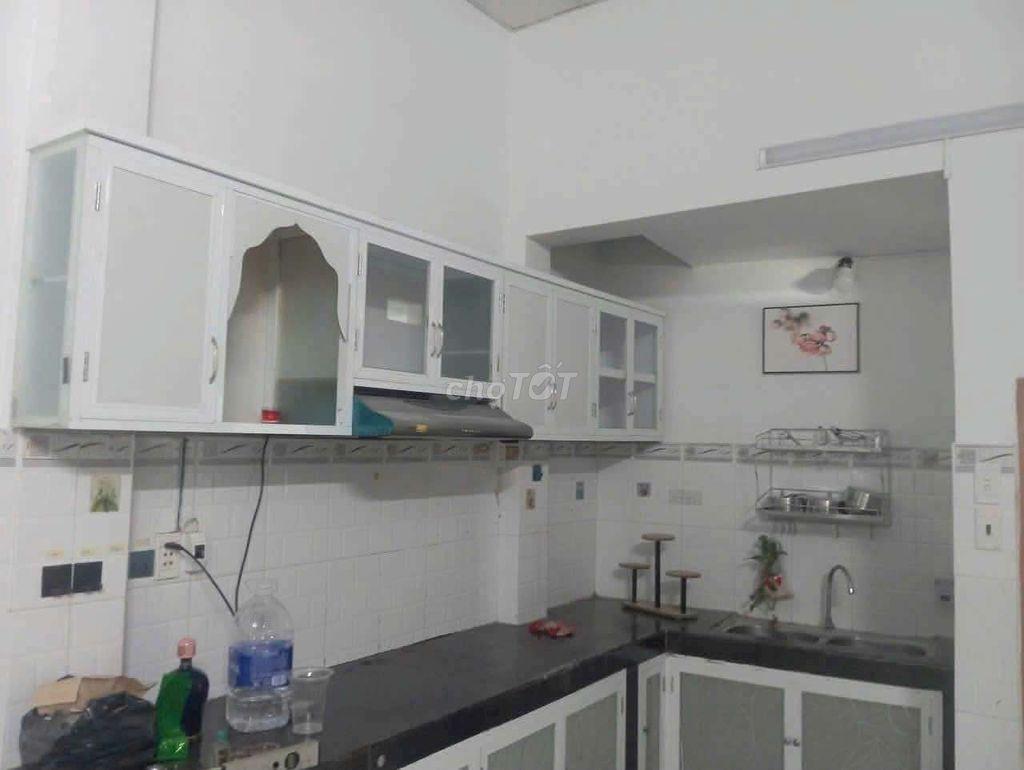 NHÀ KẾ BÊN TRƯỜNG ĐẶNG TRẦN CÔN - THPT TÂN BÌNH 2 TẦNG 2PN-2WC 
