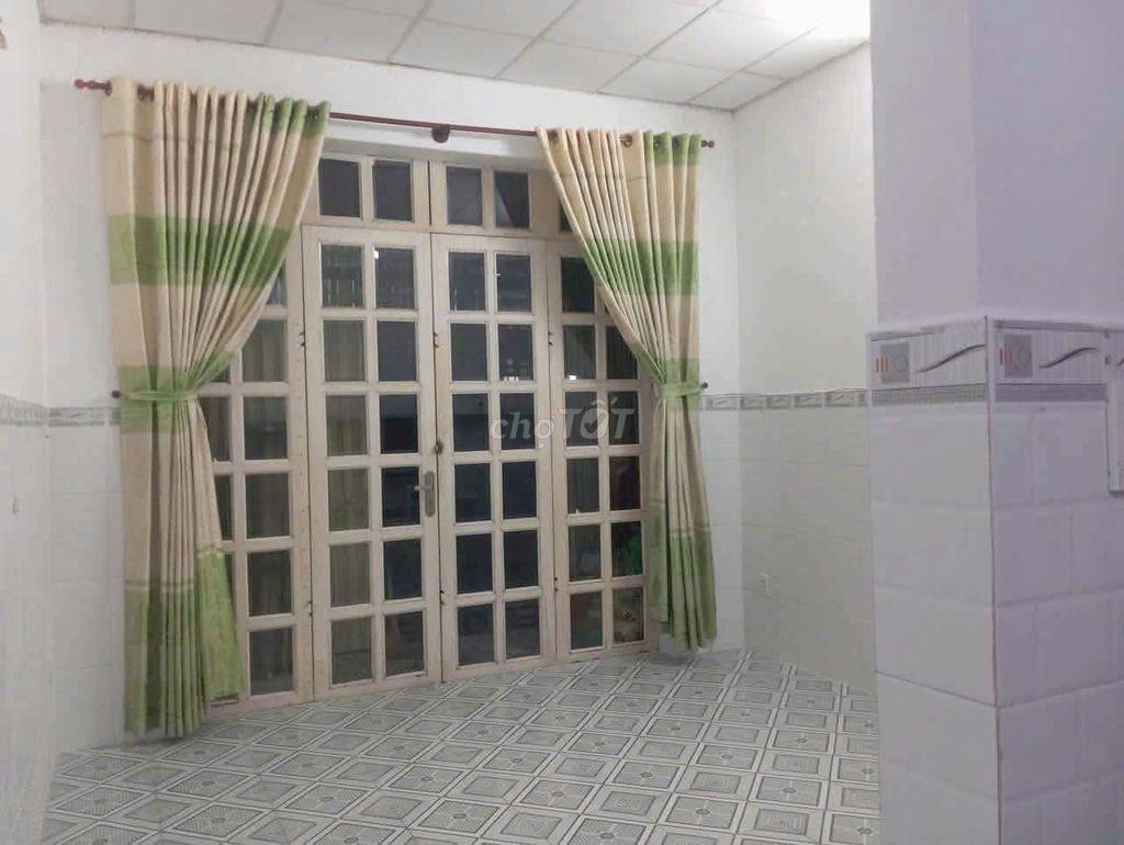 NHÀ KẾ BÊN TRƯỜNG ĐẶNG TRẦN CÔN - THPT TÂN BÌNH 2 TẦNG 2PN-2WC 