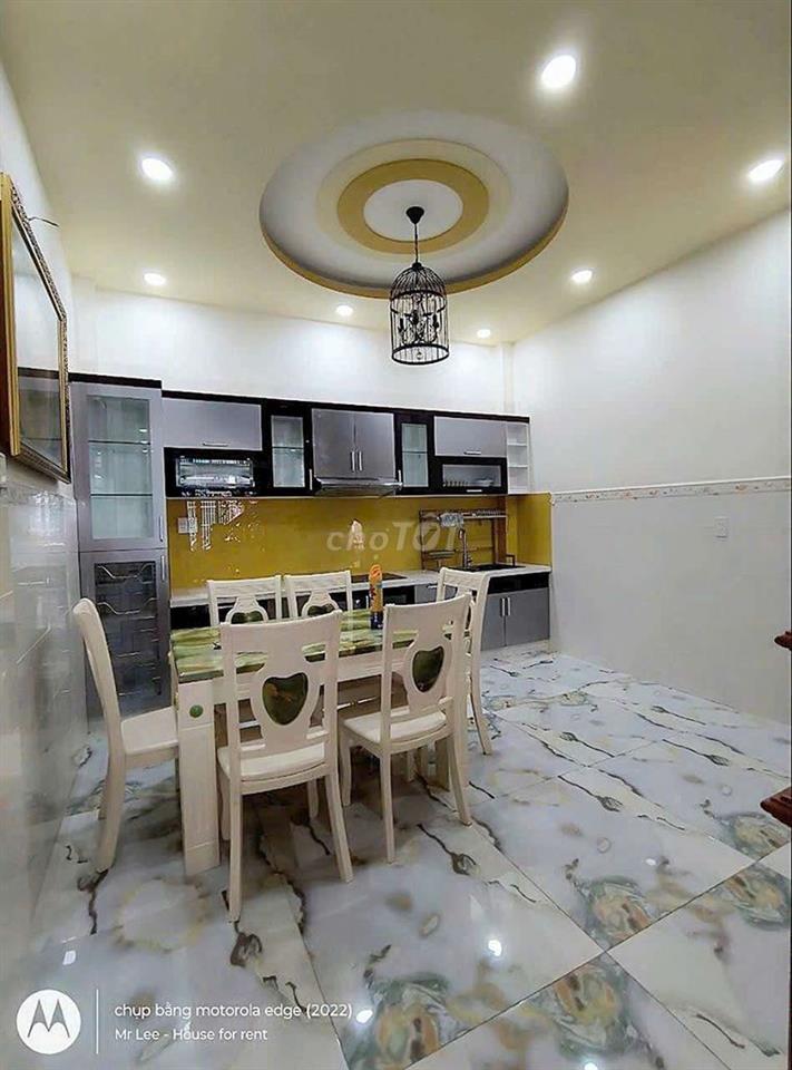 NHÀ CÓ NỘI THẤT - GẦN ETOWN CỘNG HOÀ - SÂN BAY