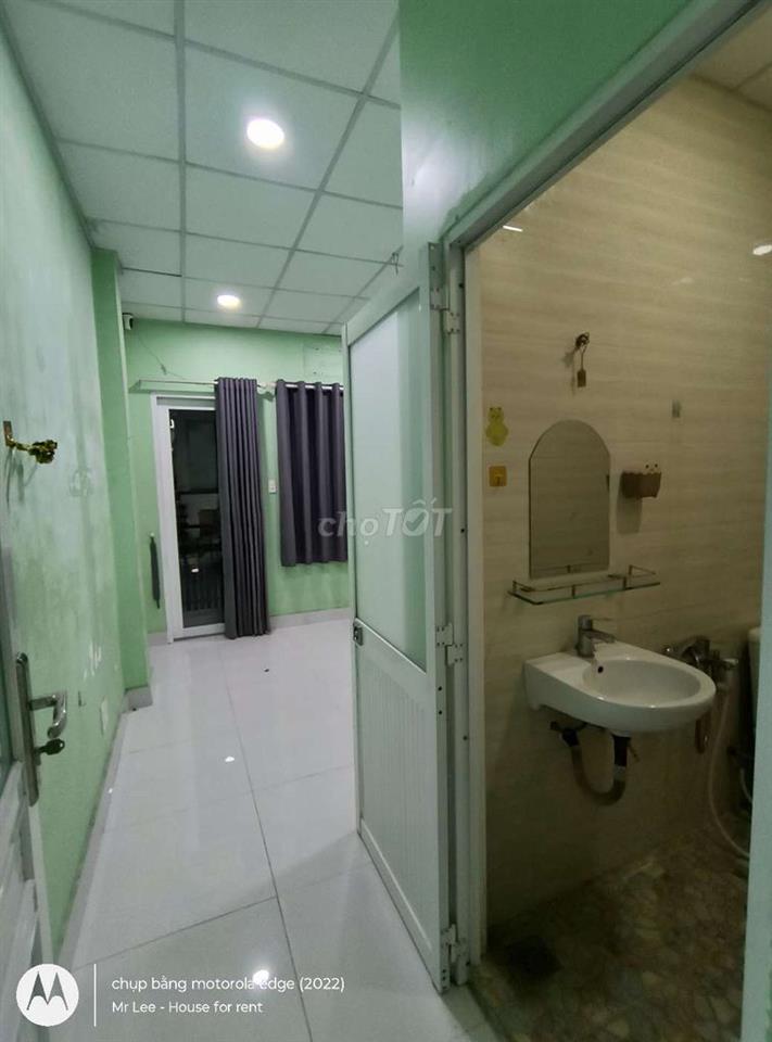 GẦN ĐH CÔNG THƯƠNG - SÂN BAY - ETOWN - AEON 2PN-3WC 