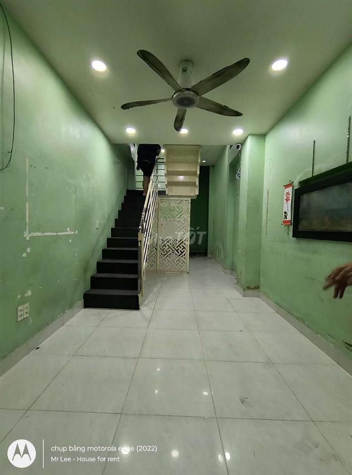 GẦN ĐH CÔNG THƯƠNG - SÂN BAY - ETOWN - AEON 2PN-3WC 