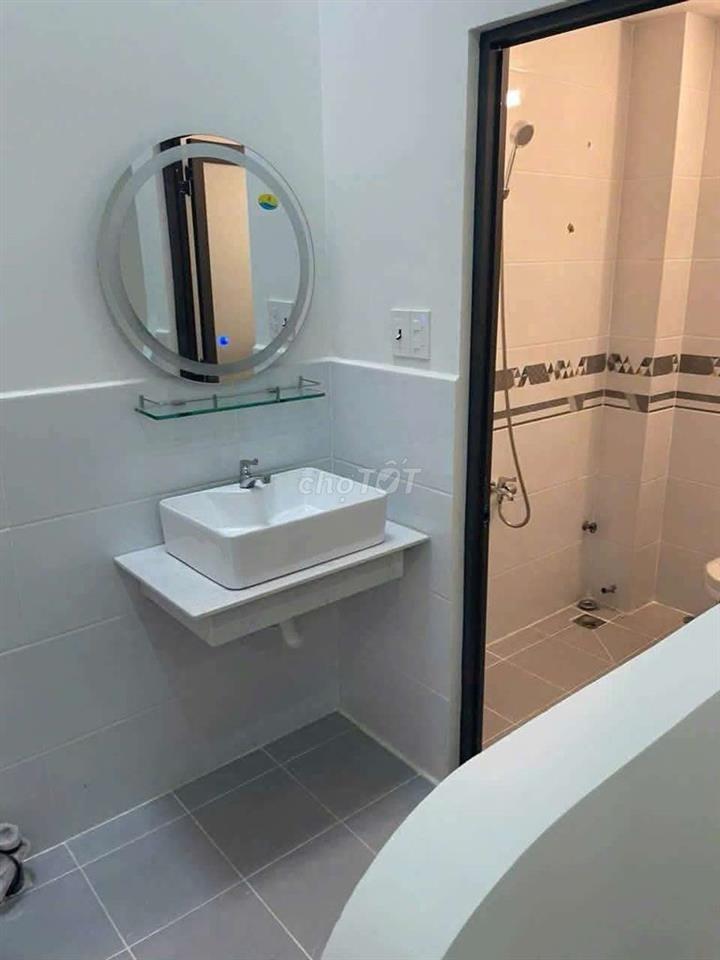 2 TẦNG 2PN-2WC GẦN SÂN BAY - ETOWN - AEON TÂN PHÚ - ĐH CÔNG THƯƠNG 