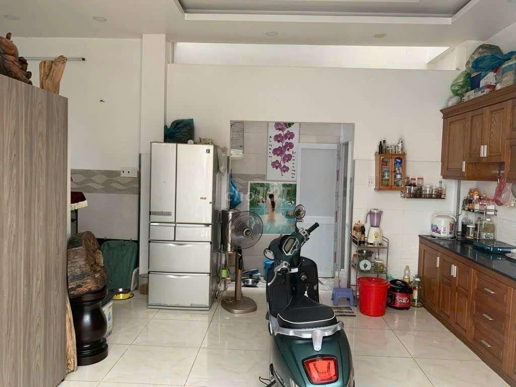 CHO THUÊ NHÀ 3PN MASTER - 4 TẦNG SÂN THƯỢNG ĐƯỜNG LŨY BÁN BÍCH