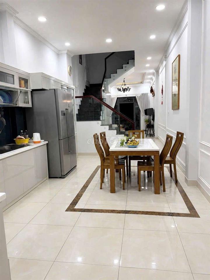 FULL NỘI THẤT GẦN SÂN BAY - 3PN-4WC NGAY TRUNG TÂM BÀU CÁT