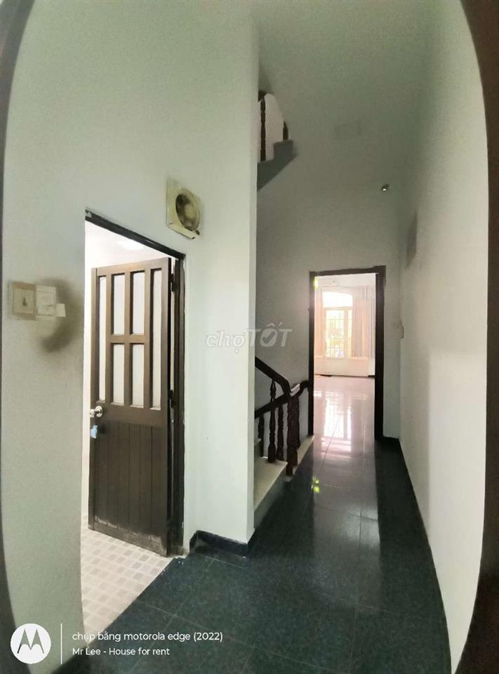 NHÀ CHO THUÊ HẺM XE TẢI 5PN-3WC LÀM KHO, VĂN PHÒNG, MAY, THÊU, DẠY HỌC