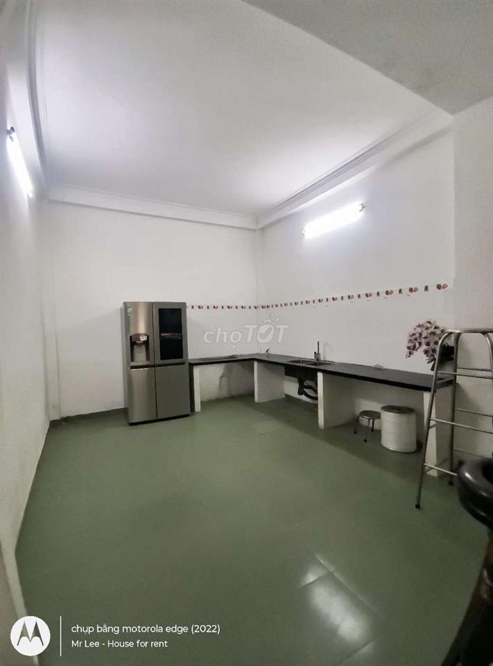 NHÀ CHO THUÊ HẺM XE TẢI 5PN-3WC LÀM KHO, VĂN PHÒNG, MAY, THÊU, DẠY HỌC
