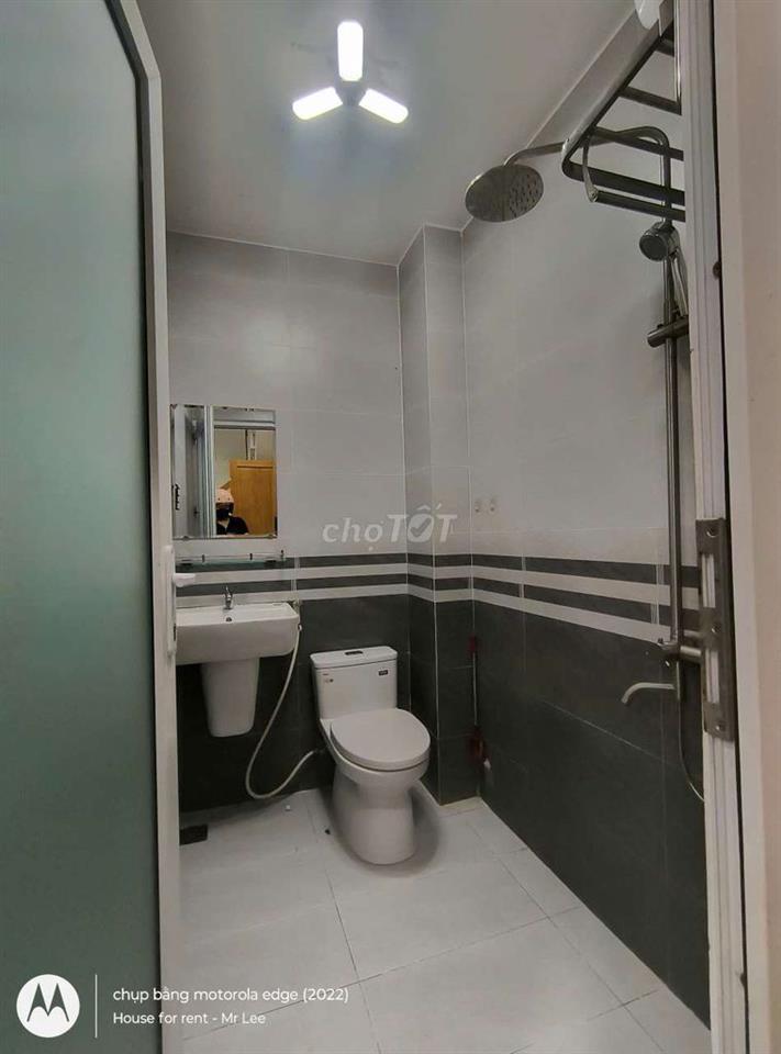 CHO THUÊ NHÀ GẦN AEON TÂN PHÚ  6*10M CÓ NỘI THẤT 2PN-2WC 