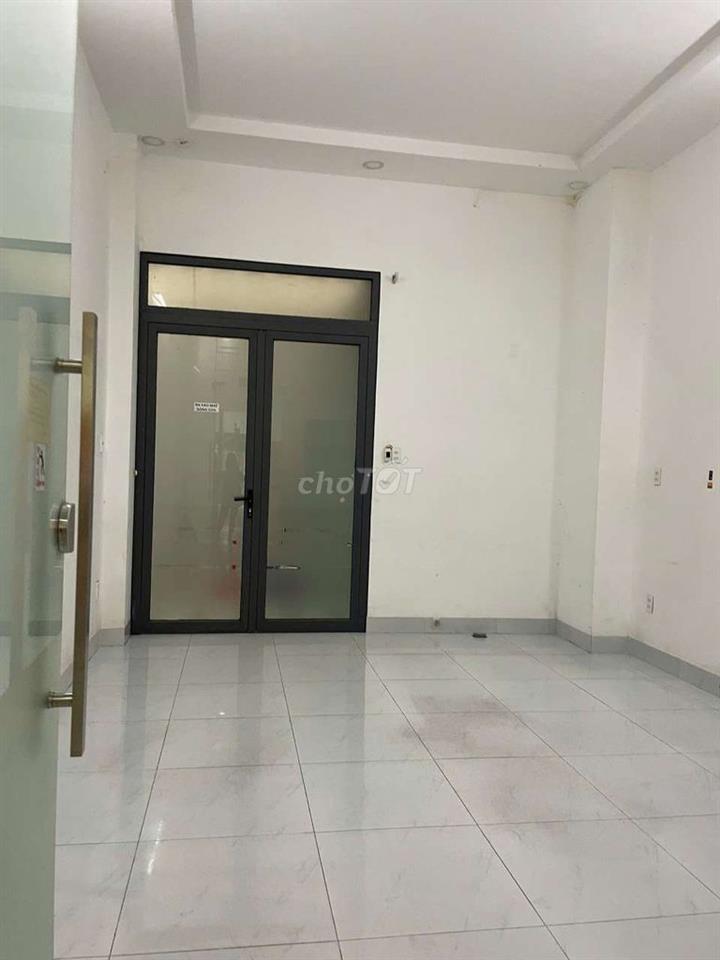 MTKD LÊ THÚC HOẠCH 5 TẦNG 8PN-5WC GẦN TRƯỜNG HỌC, DÂN CƯ ĐÔNG ĐÚC