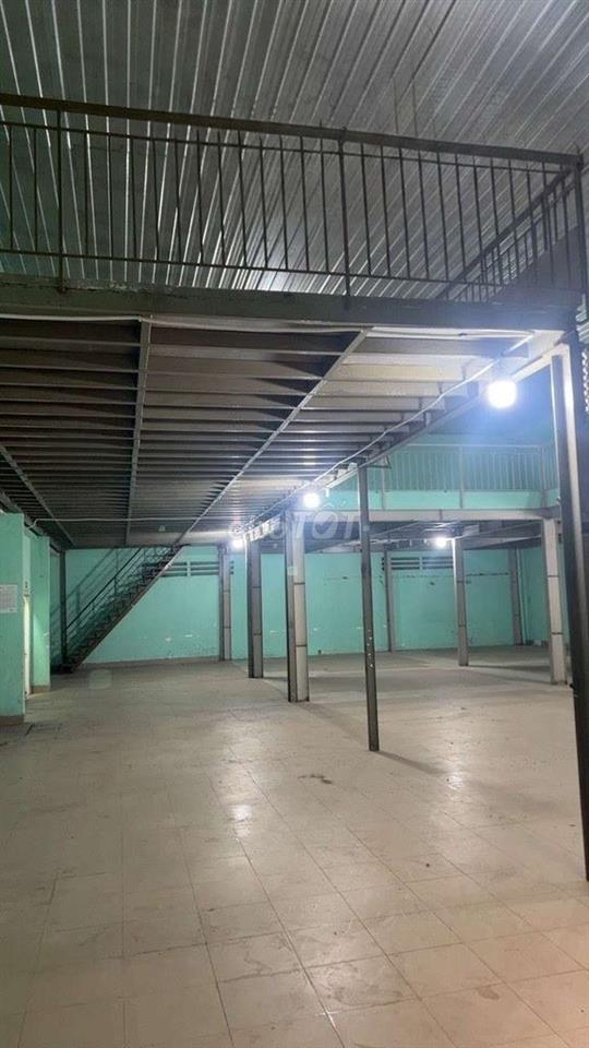 KHO XƯỞNG 500M2 MẶT TIỀN ĐƯỜNG XE CONTAINER 24/24 BÀ ĐIỂM - HỐC MÔN