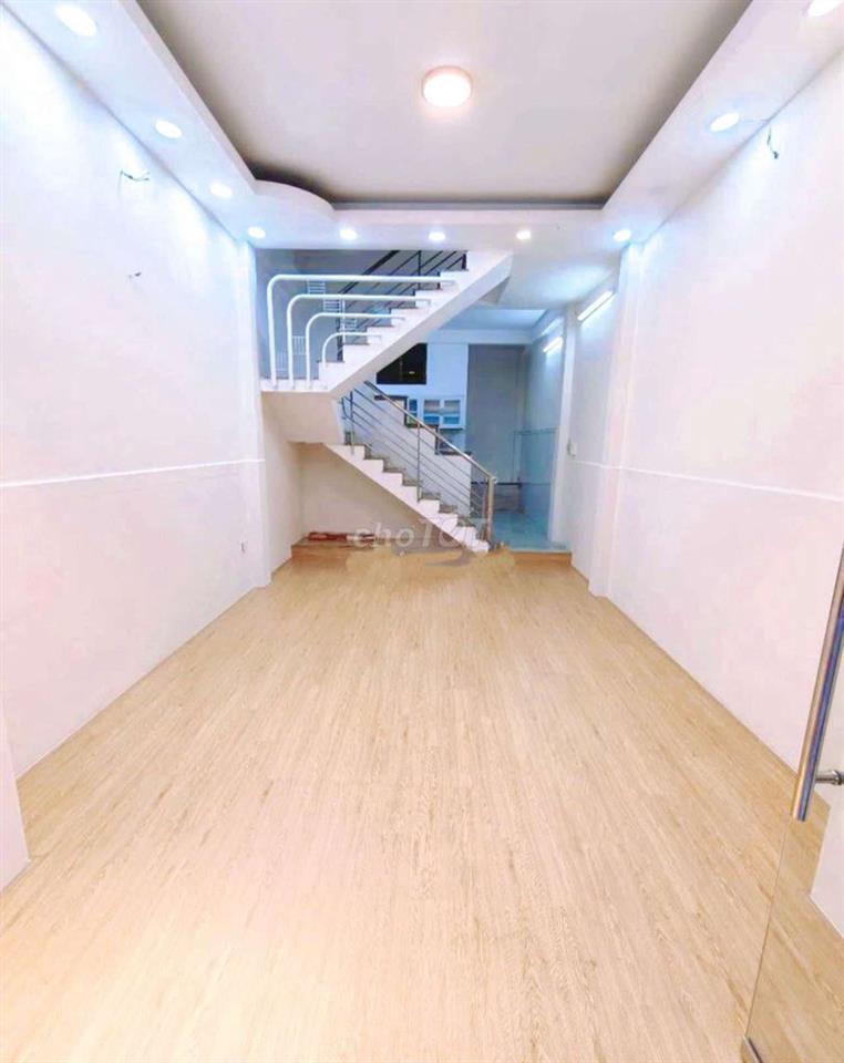 MẶT TIỀN ĐƯỜNG NGUYỄN XUÂN KHOÁT - P. TÂN SƠN NHÌ 