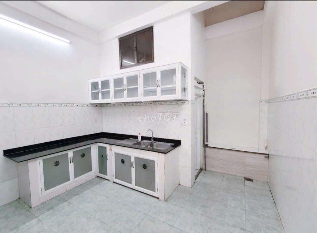 MẶT TIỀN ĐƯỜNG NGUYỄN XUÂN KHOÁT - P. TÂN SƠN NHÌ 
